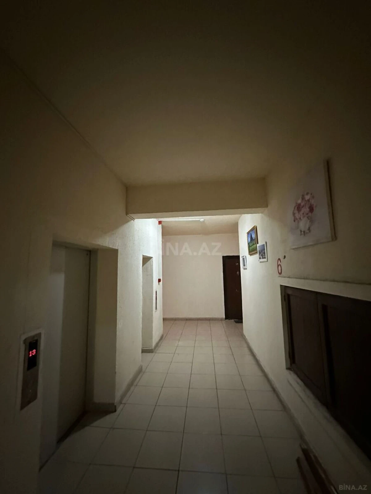 Satılır 2 otaqlı mənzil 81 m²
