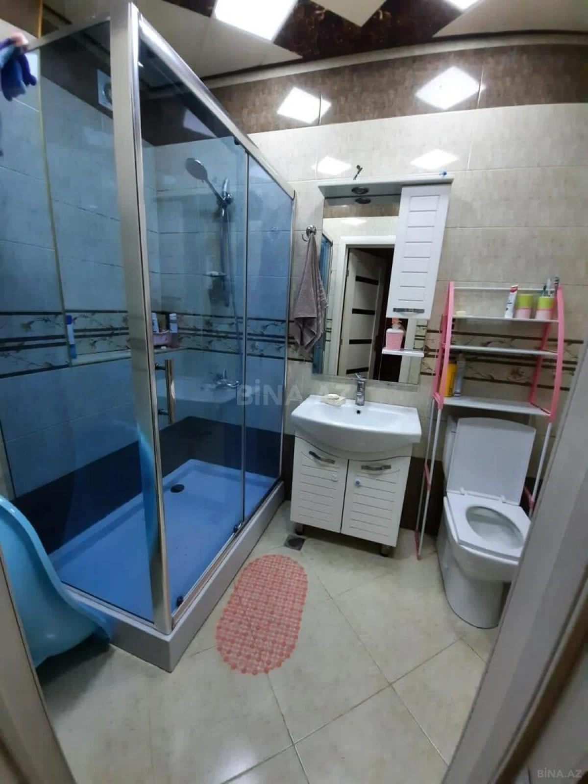 Satılır 2 otaqlı mənzil 70 m²
