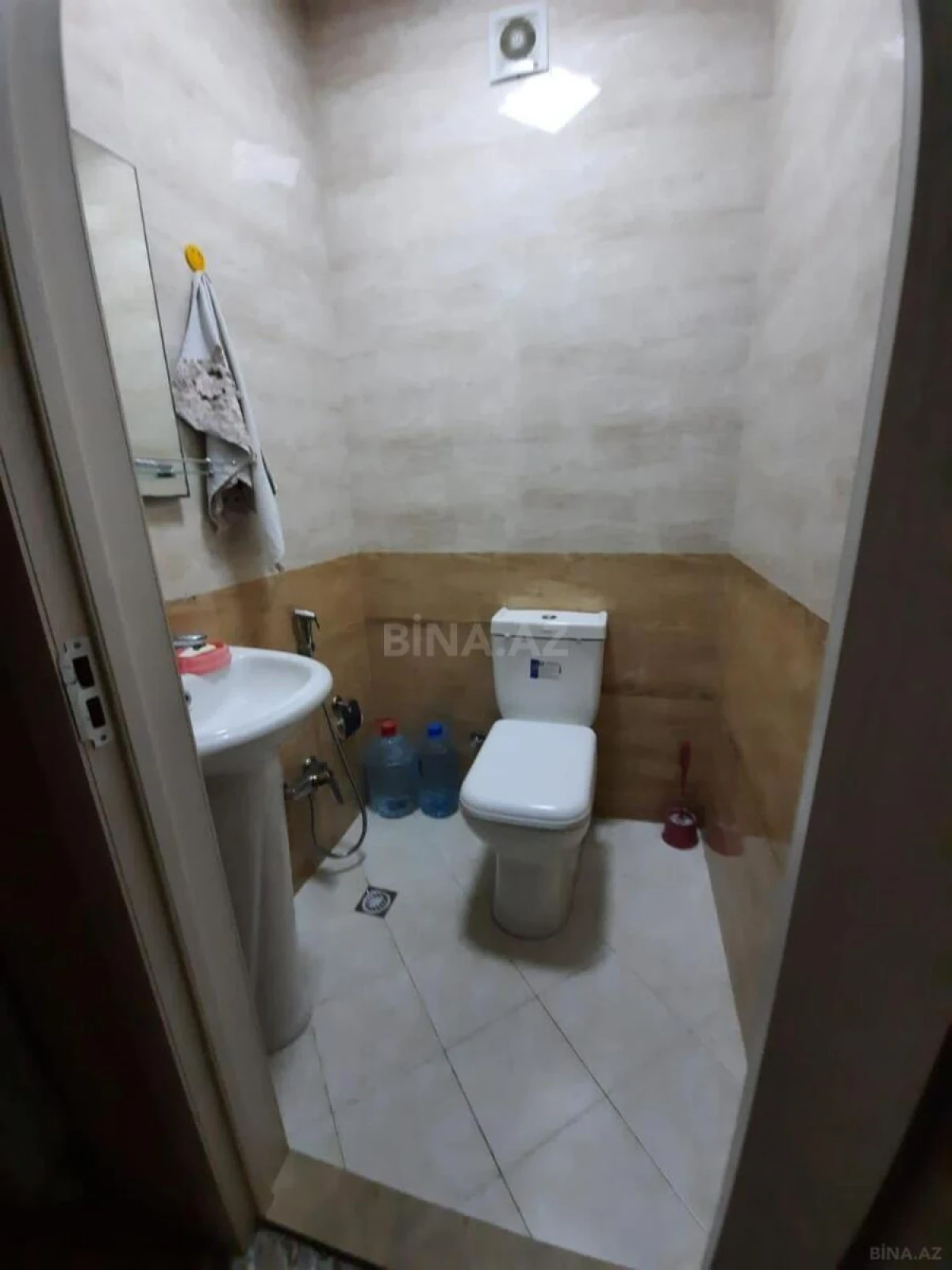 Satılır 2 otaqlı mənzil 70 m²