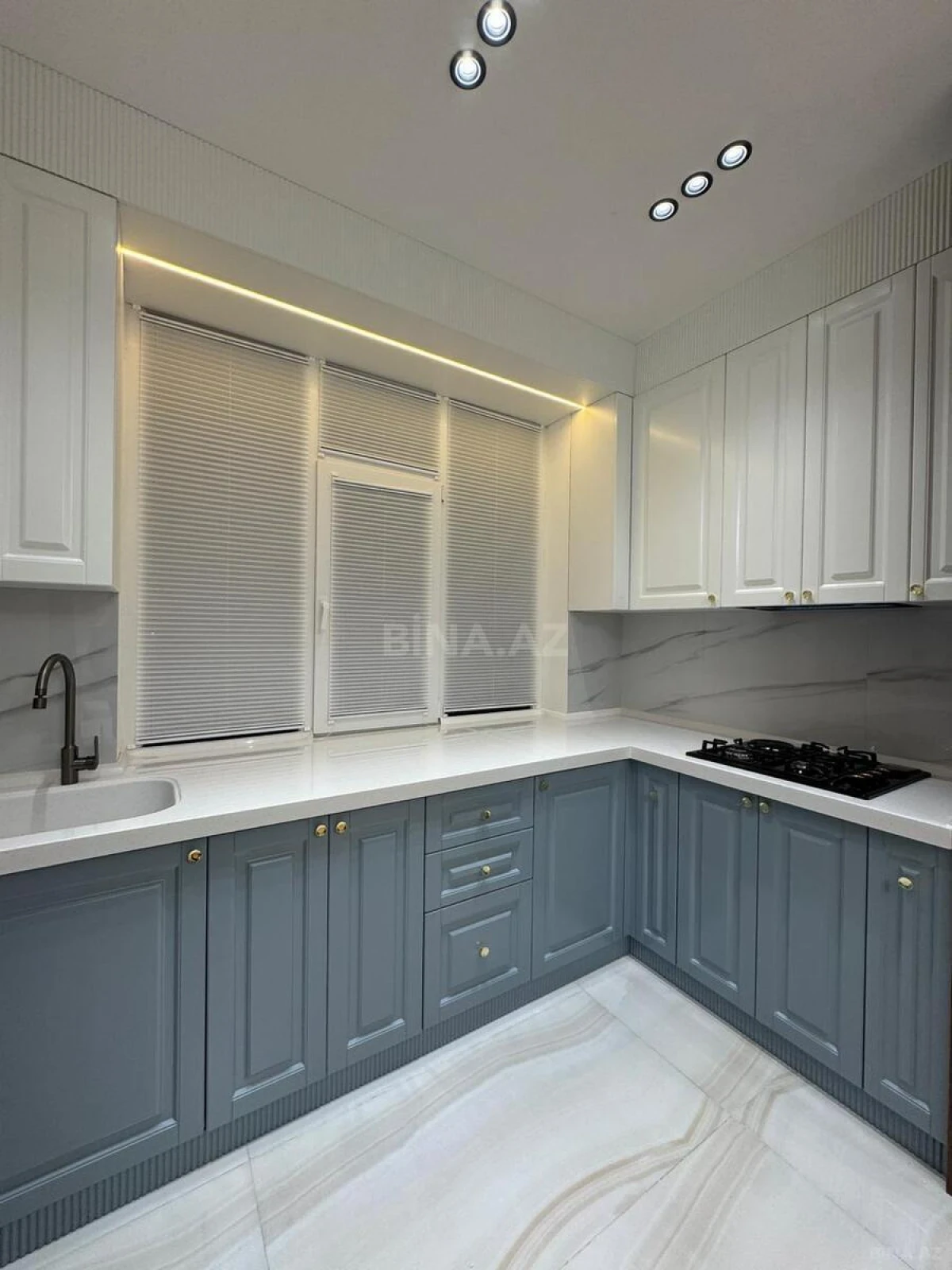 Satılır 2 otaqlı mənzil 53 m²