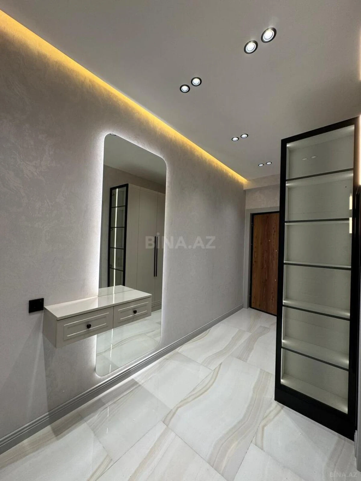 Satılır 2 otaqlı mənzil 53 m²