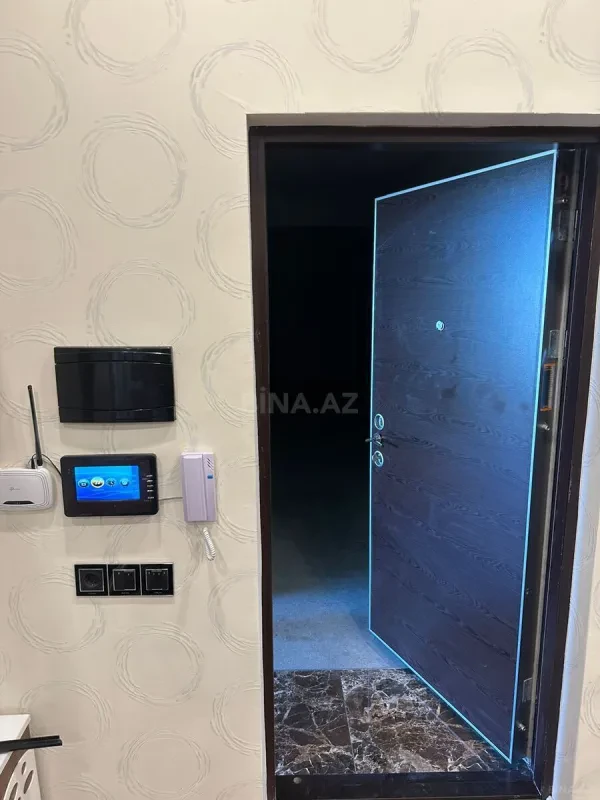 Kirayə verilir 3 otaqlı mənzil 120 m²