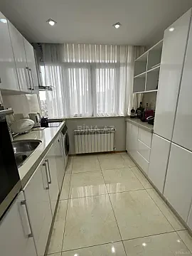 Satılır 2 otaqlı mənzil 67 m²