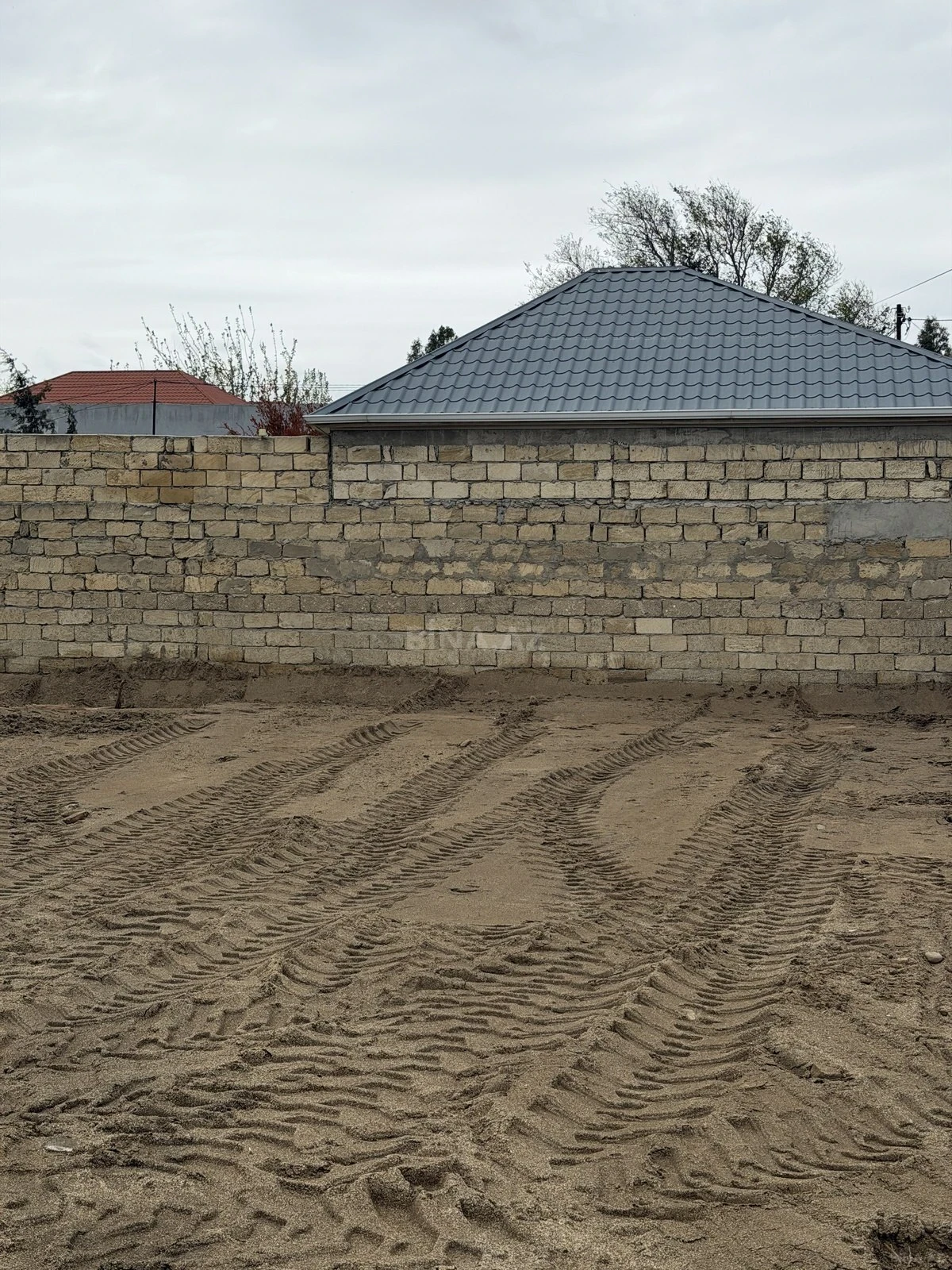 Satılır torpaq sahəsi 2 m²