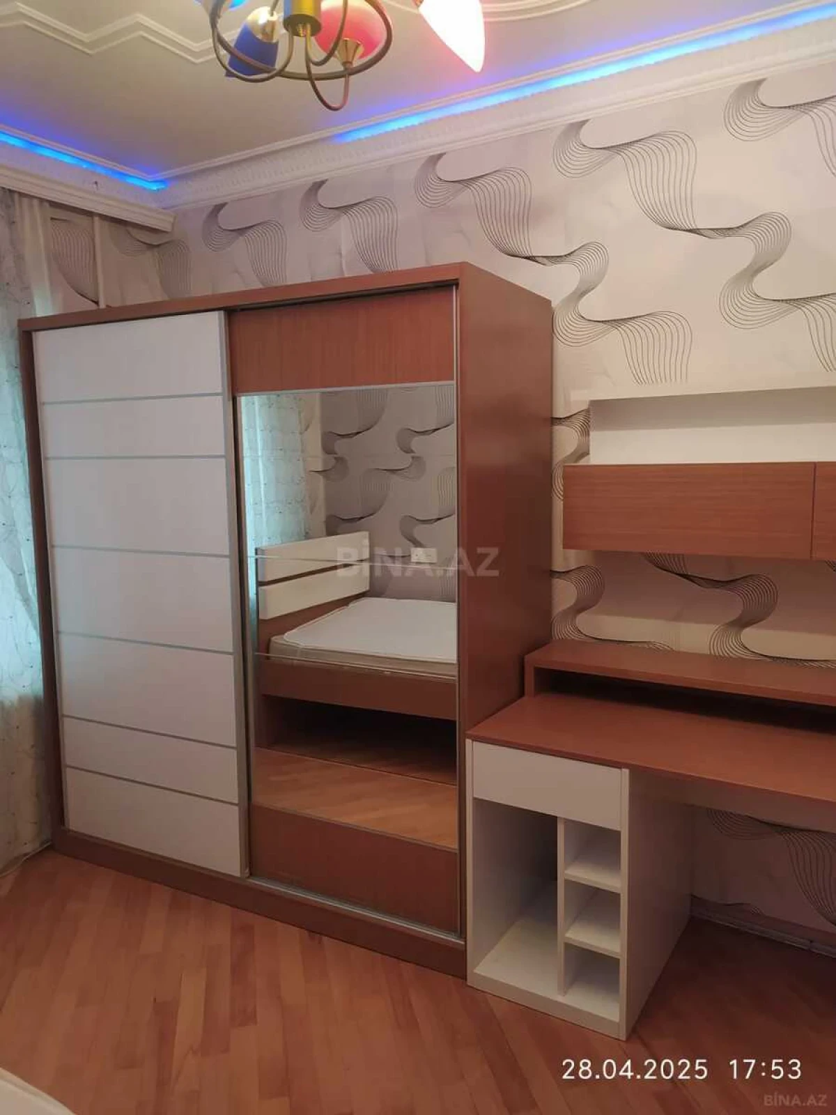 Kirayə verilir 3 otaqlı mənzil 76 m²