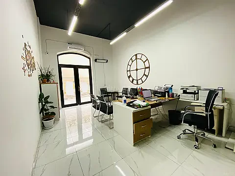 Kirayə verilir 7 otaqlı ofis 320 m² — Bakı, Nizami 7 otaq 320.00 m²