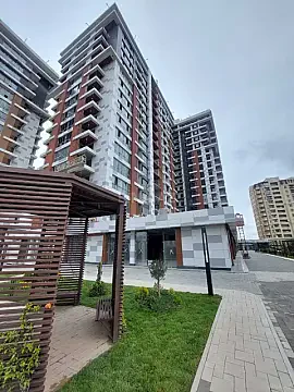 Satılır 3 otaqlı mənzil 126.8 m²