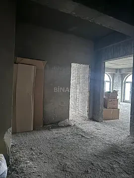 Satılır 3 otaqlı mənzil 168 m²
