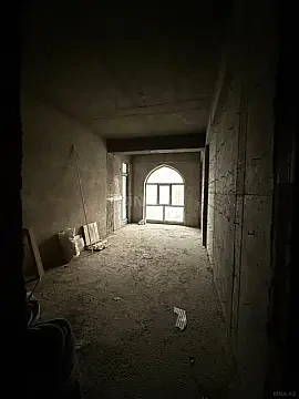 Satılır 3 otaqlı mənzil 168 m²
