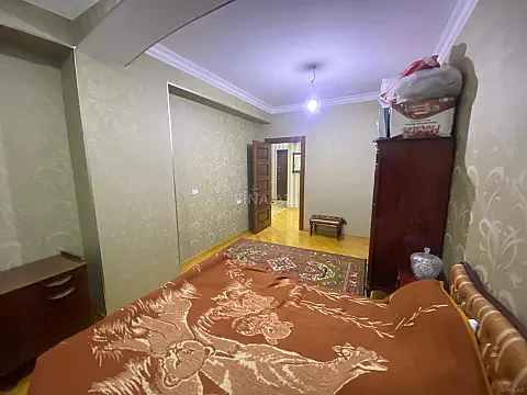 Satılır 2 otaqlı mənzil 82.5 m²