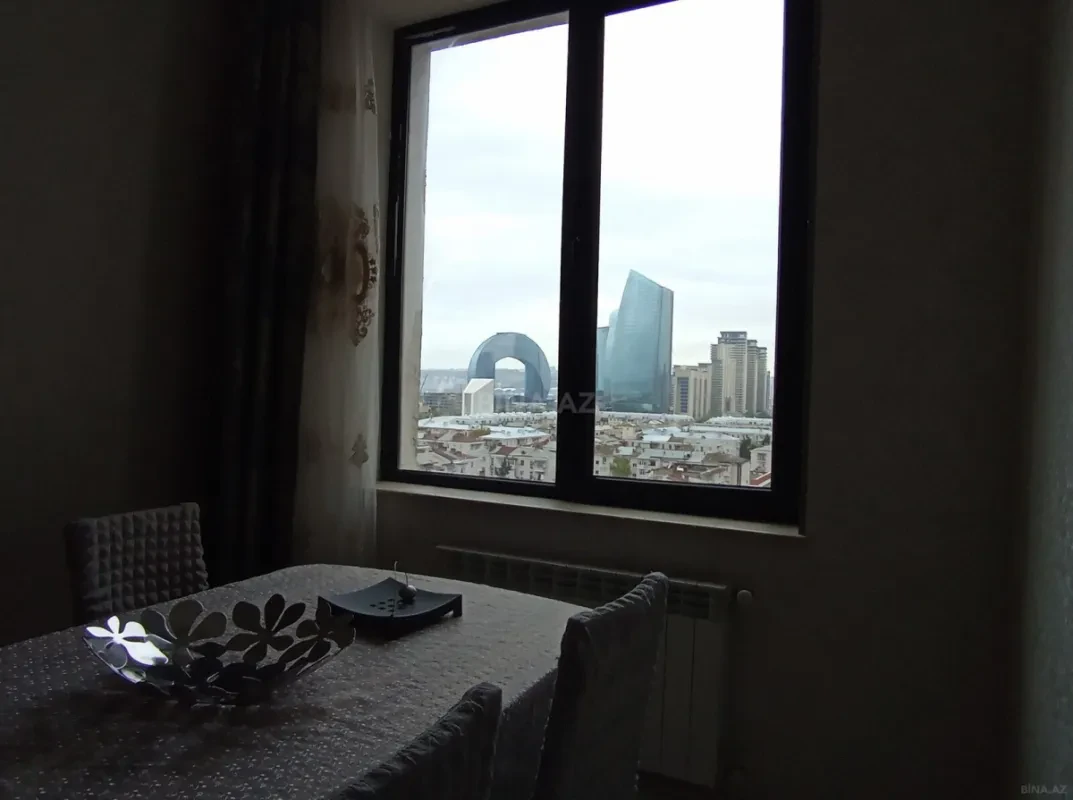 Kirayə verilir 2 otaqlı mənzil 70 m²