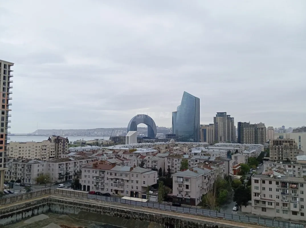 Kirayə verilir 2 otaqlı mənzil 70 m²