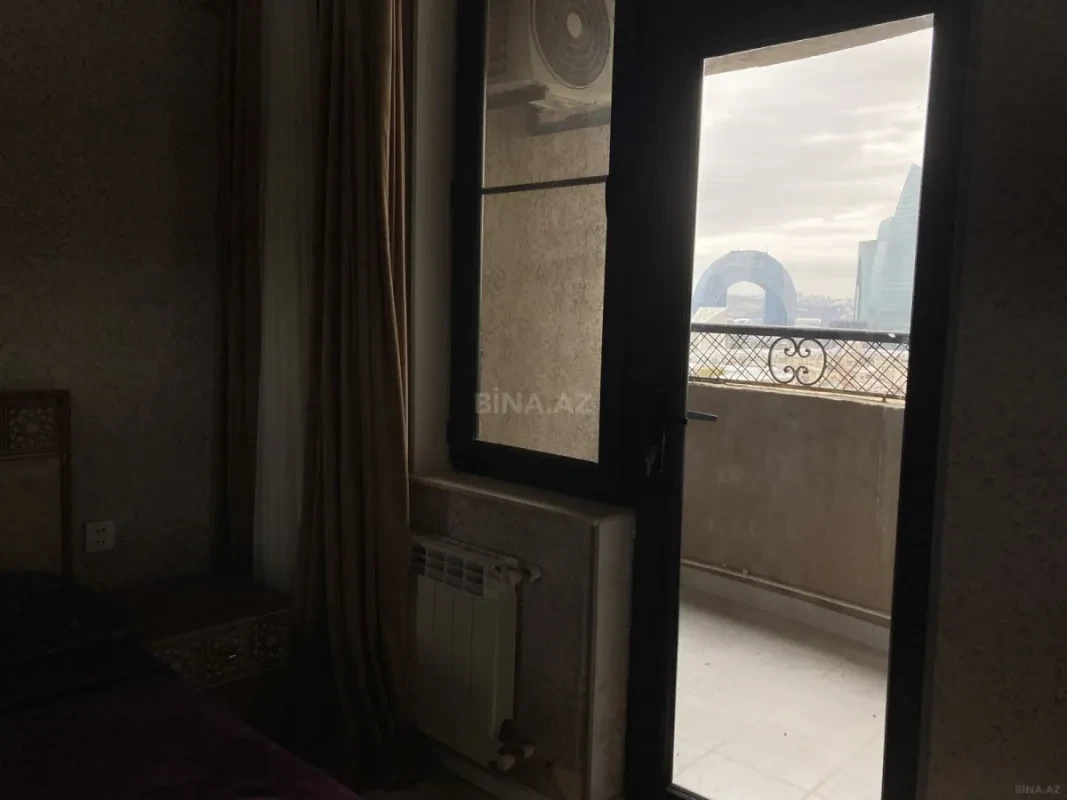 Kirayə verilir 2 otaqlı mənzil 70 m²