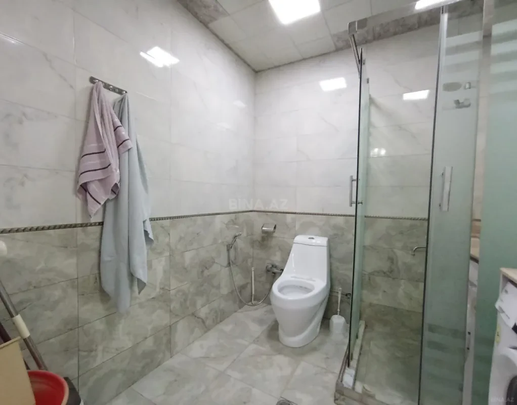 Kirayə verilir 2 otaqlı mənzil 70 m²