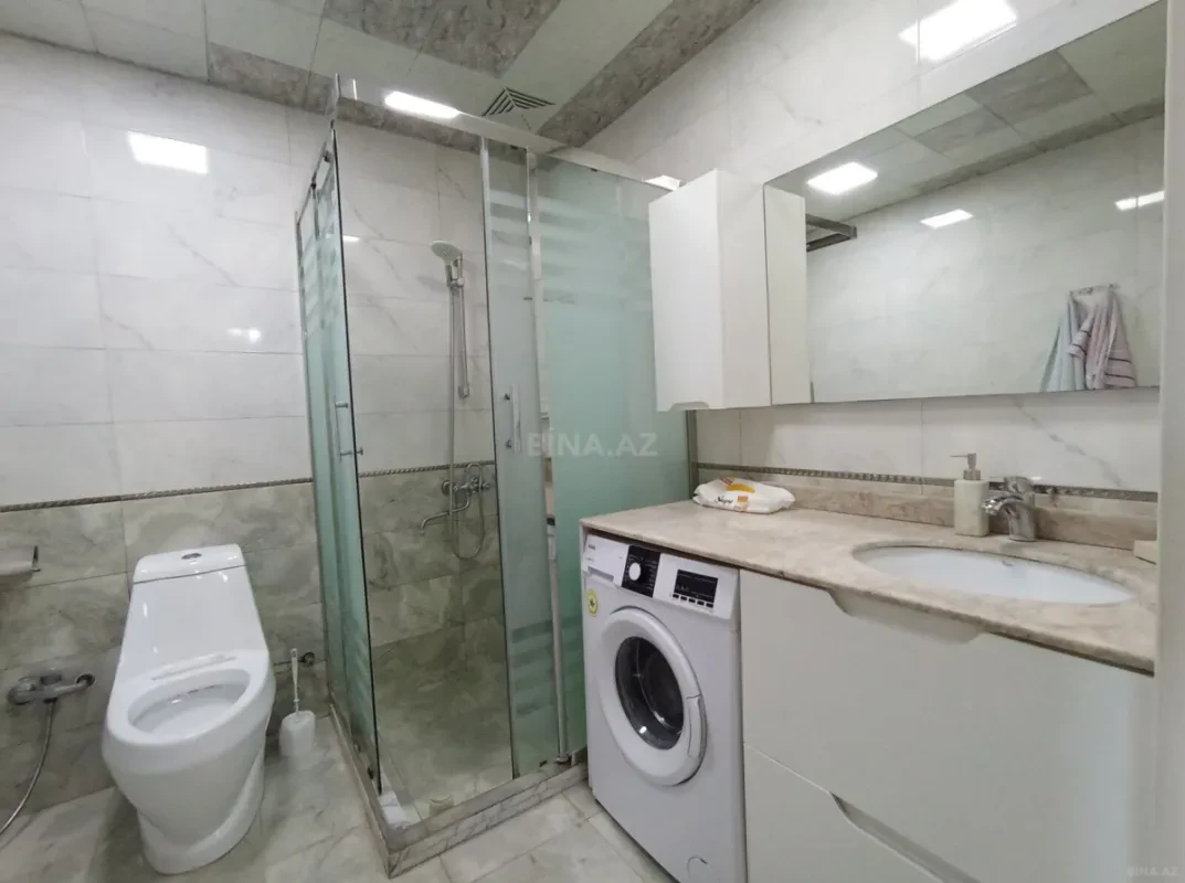 Kirayə verilir 2 otaqlı mənzil 70 m²