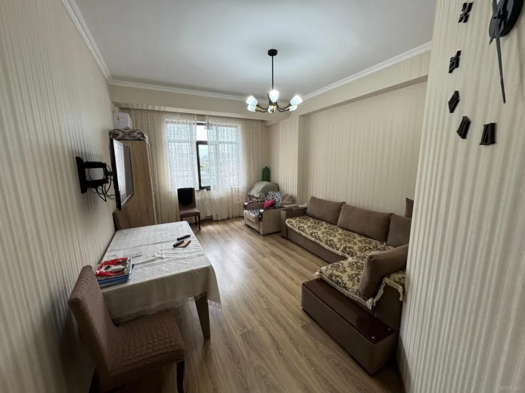 Satılır 1 otaqlı mənzil 54 m²