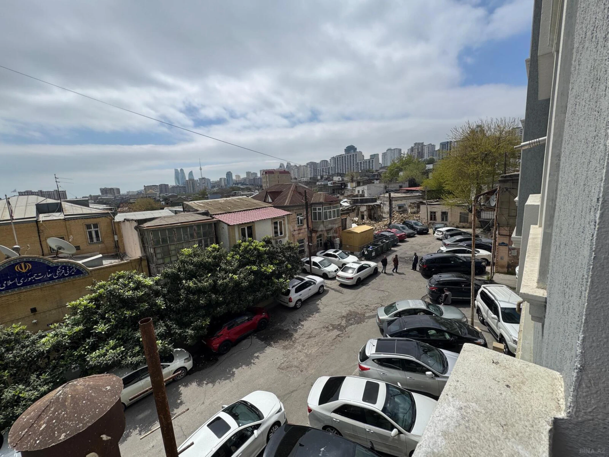 Satılır 1 otaqlı mənzil 54 m²