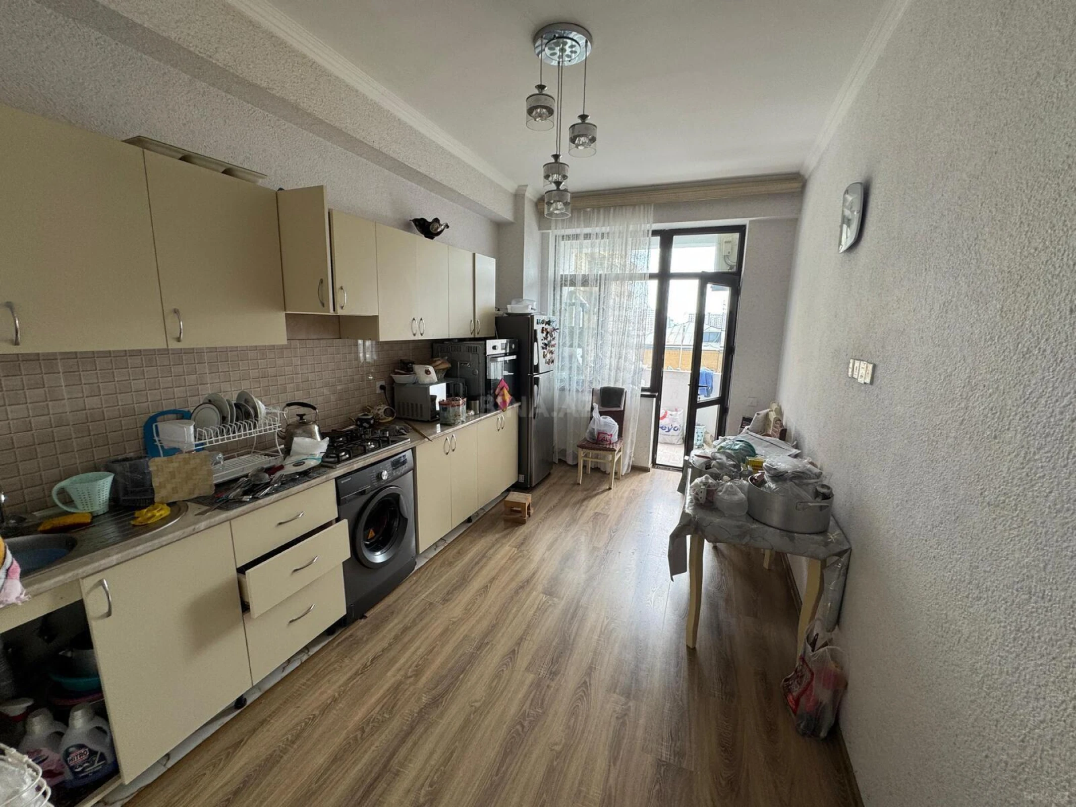 Satılır 1 otaqlı mənzil 54 m²