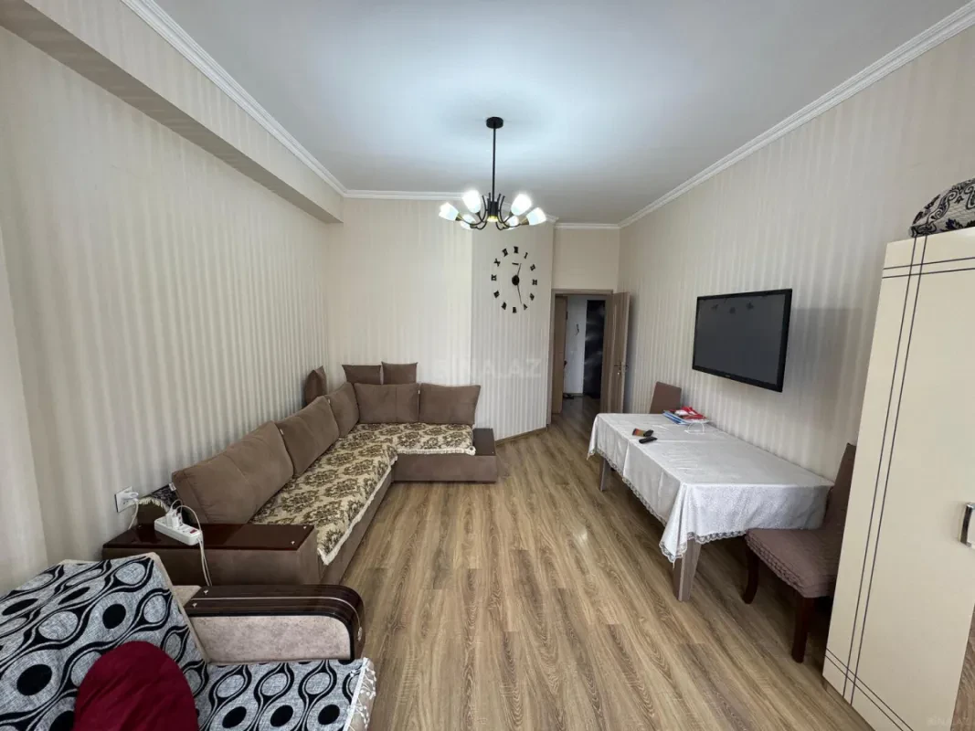 Satılır 1 otaqlı mənzil 54 m²