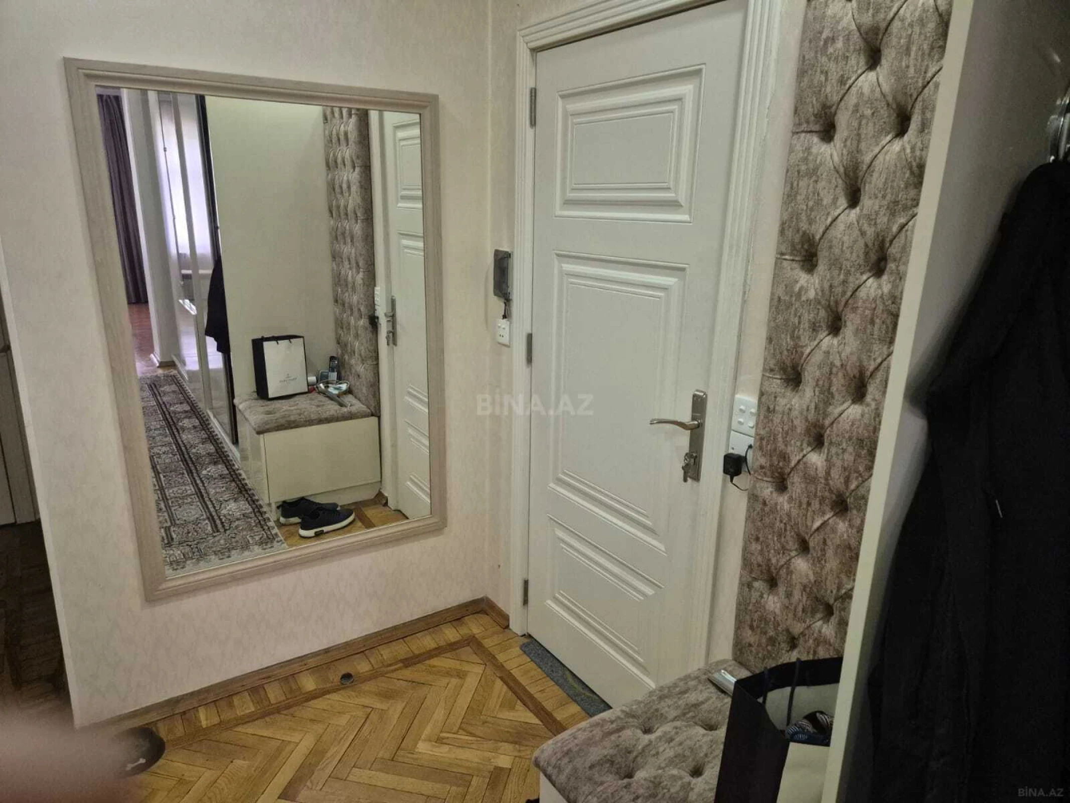 Satılır 3 otaqlı mənzil 90 m²