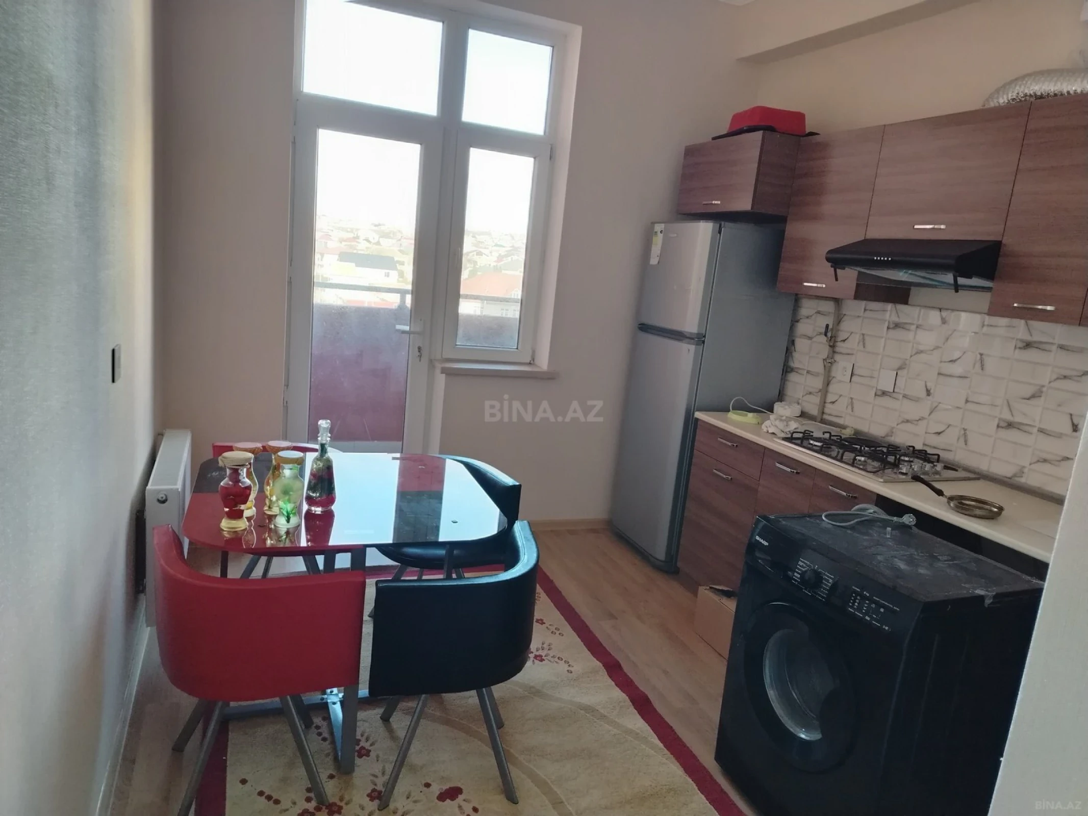 Satılır 4 otaqlı mənzil 100 m²