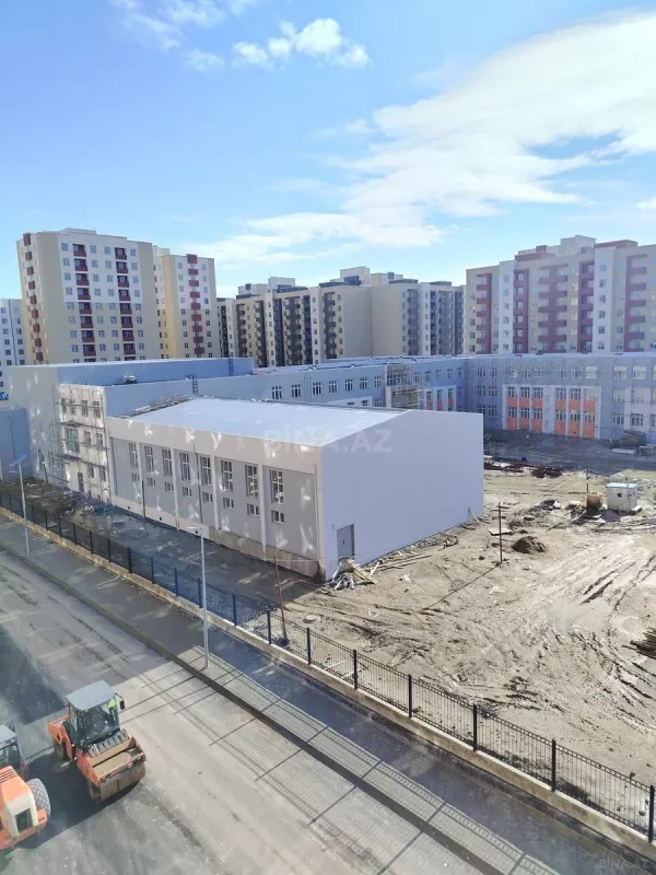 Satılır 4 otaqlı mənzil 100 m²