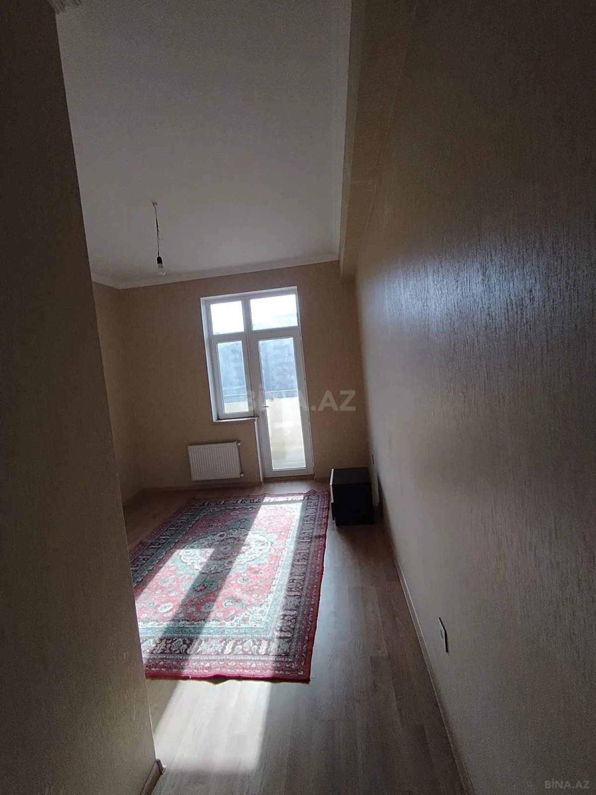 Satılır 4 otaqlı mənzil 100 m²