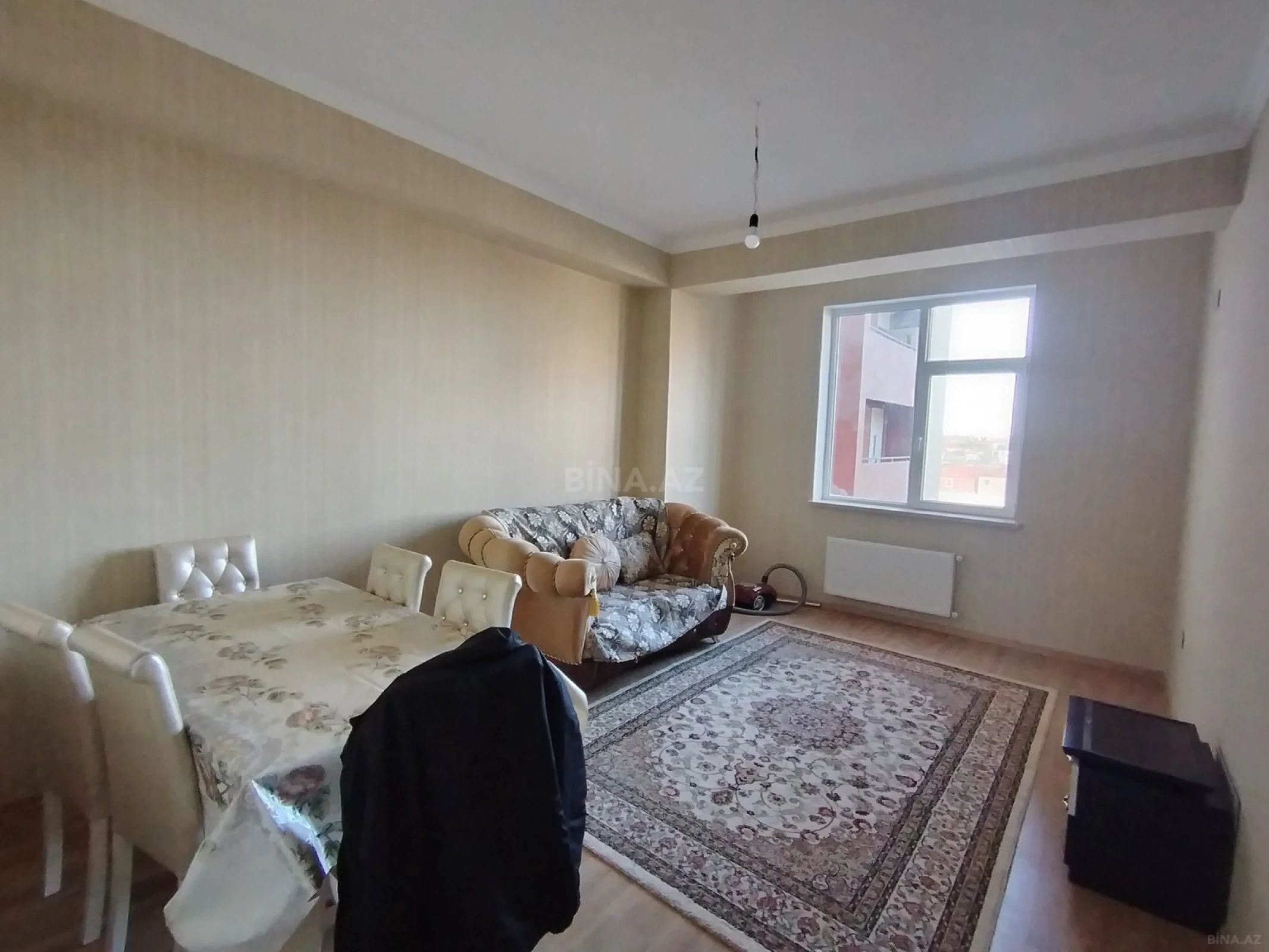 Satılır 4 otaqlı mənzil 100 m²