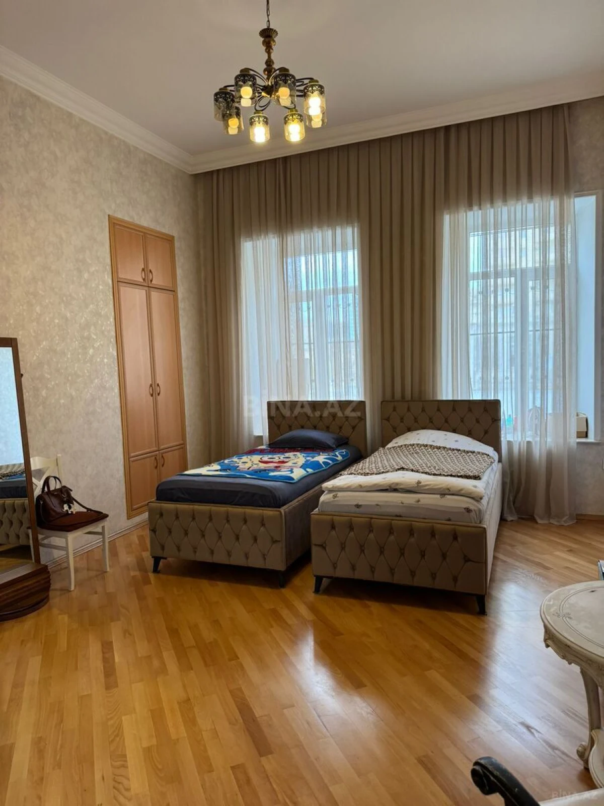 Satılır 2 otaqlı mənzil 80 m²