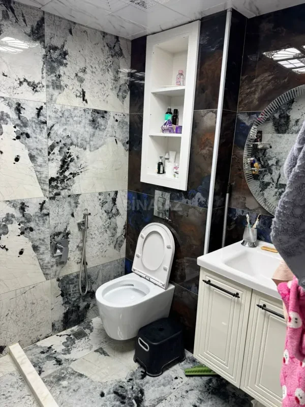 Satılır 2 otaqlı mənzil 80 m²