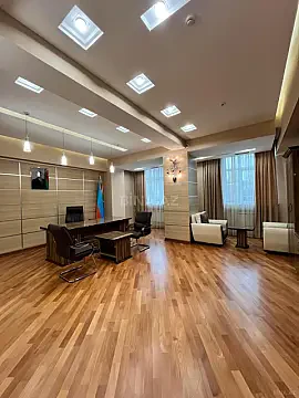 Kirayə verilir 6 otaqlı ofis 160 m²