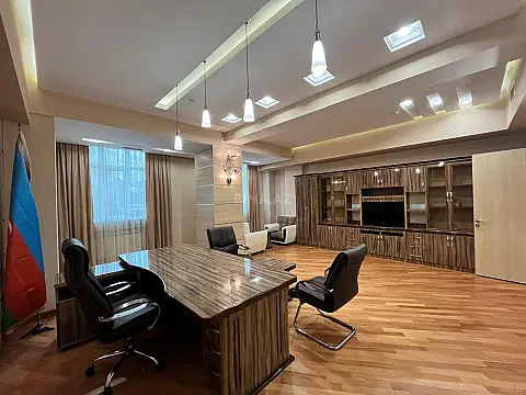 Kirayə verilir 6 otaqlı ofis 160 m²