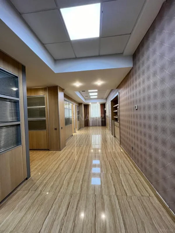 Kirayə verilir 6 otaqlı ofis 160 m²
