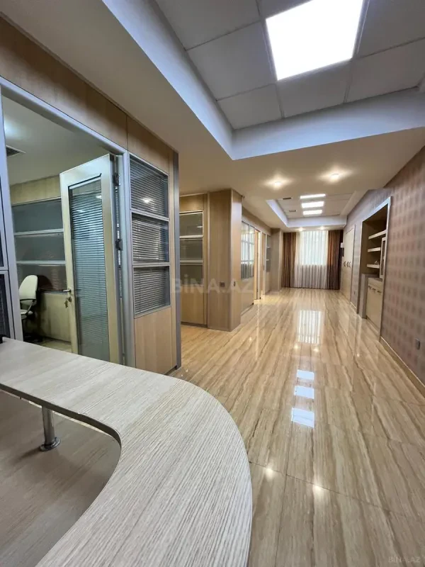 Kirayə verilir 6 otaqlı ofis 160 m²