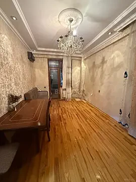 Satılır 2 otaqlı mənzil 65 m²