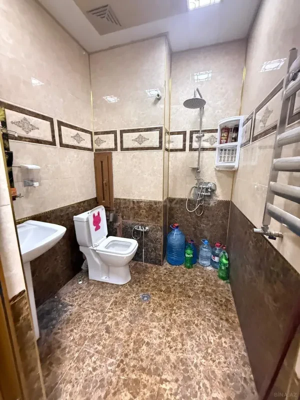 Satılır 2 otaqlı mənzil 65 m²