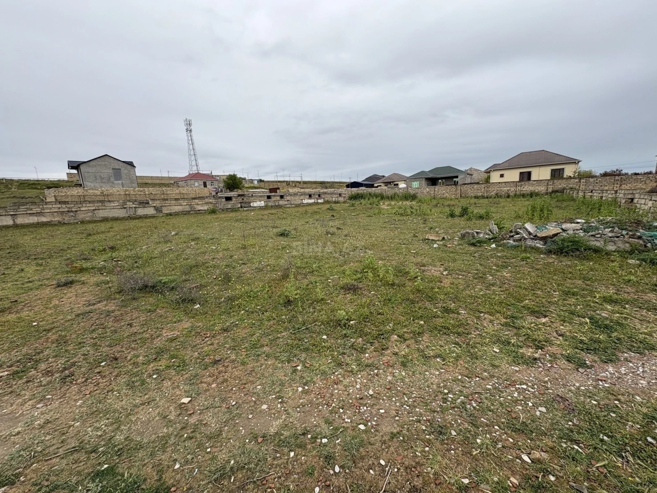 Satılır torpaq sahəsi 8 m²