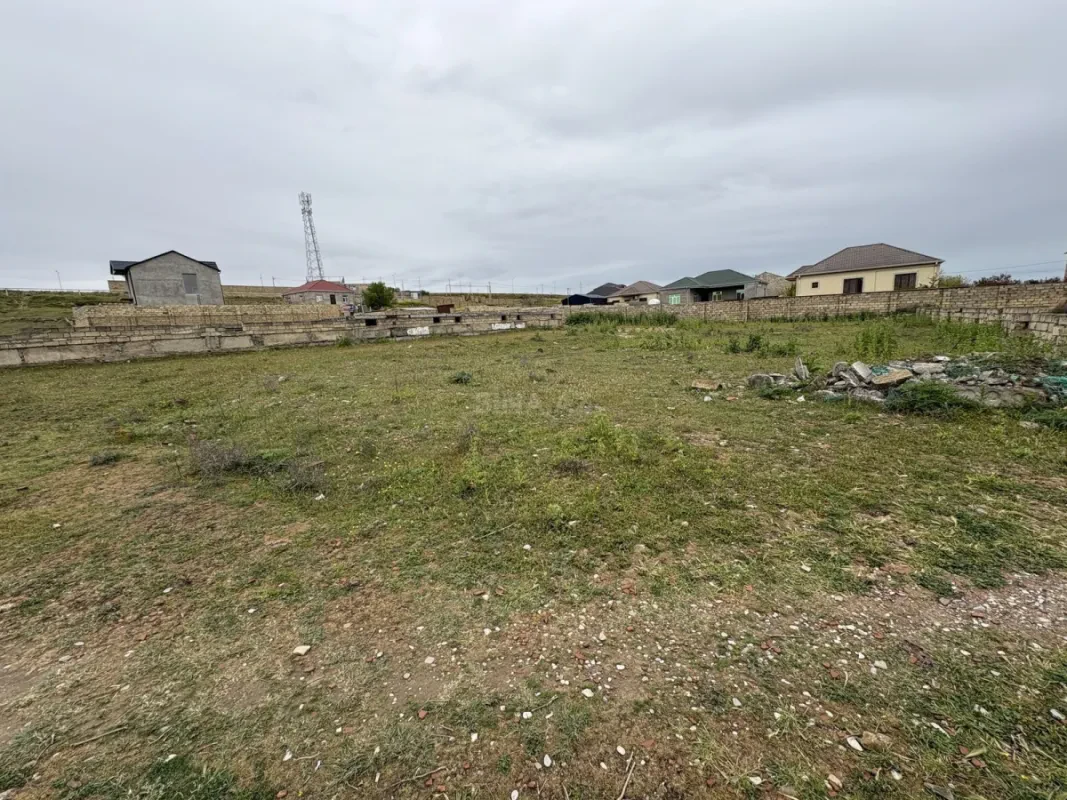 Satılır torpaq sahəsi 8 m²