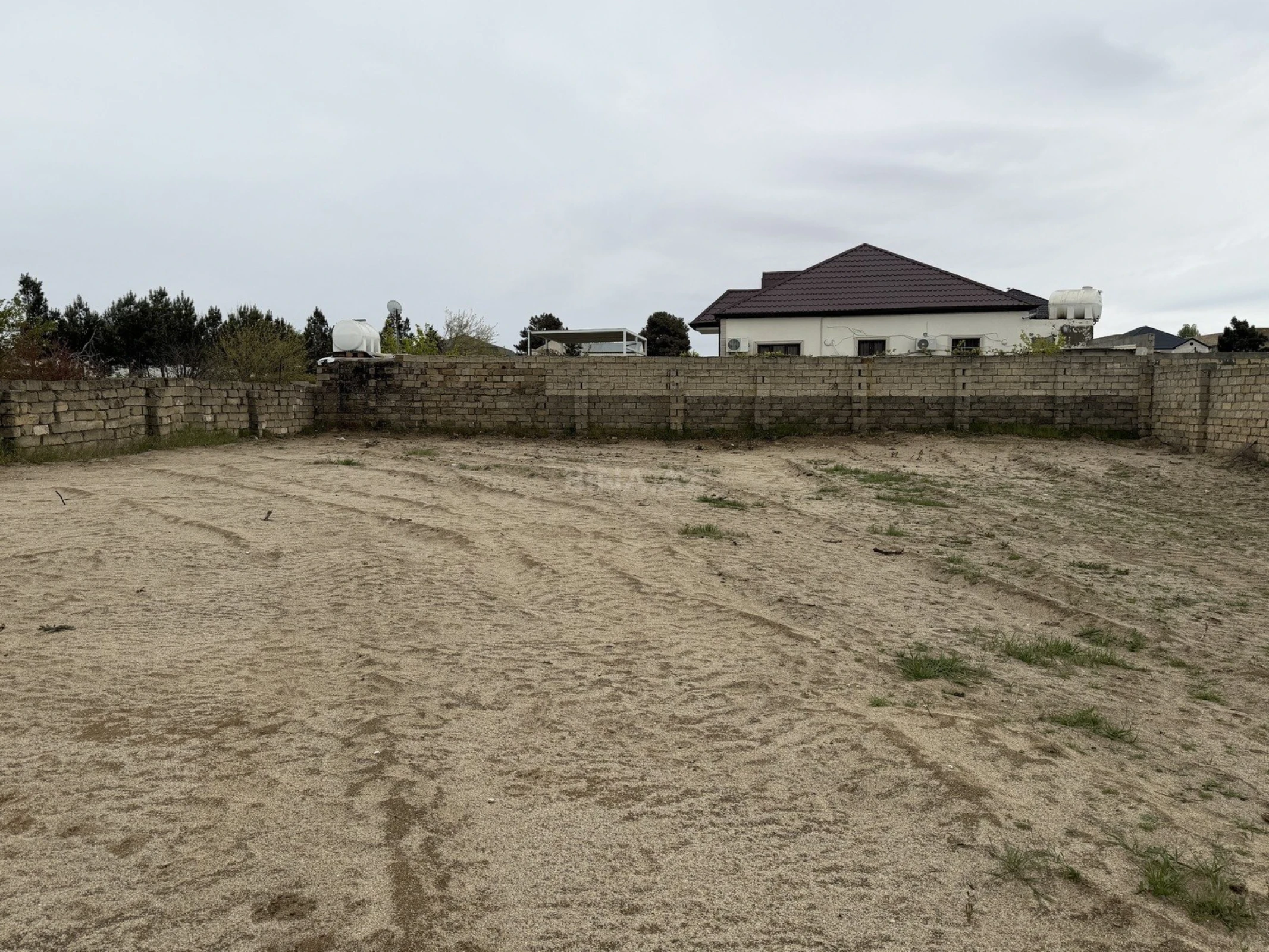 Satılır torpaq sahəsi 4 m²