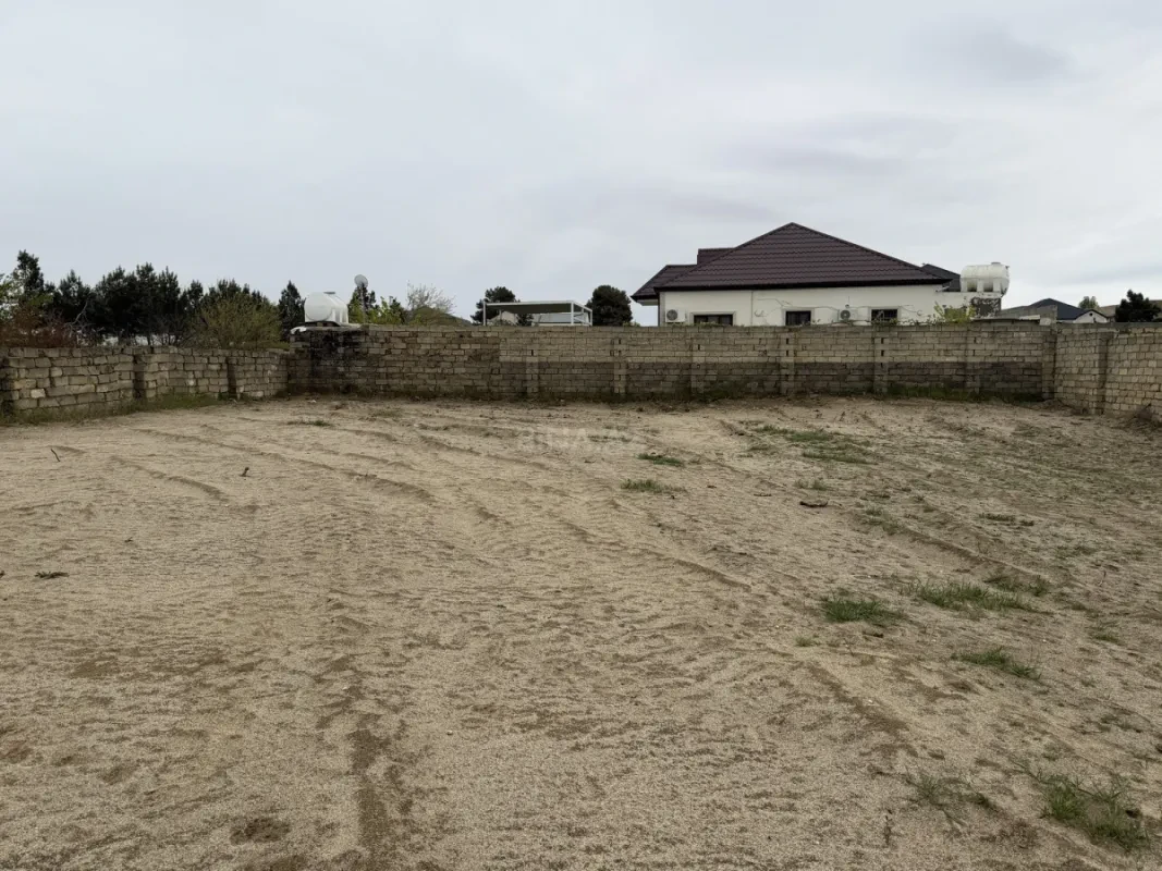Satılır torpaq sahəsi 4 m²