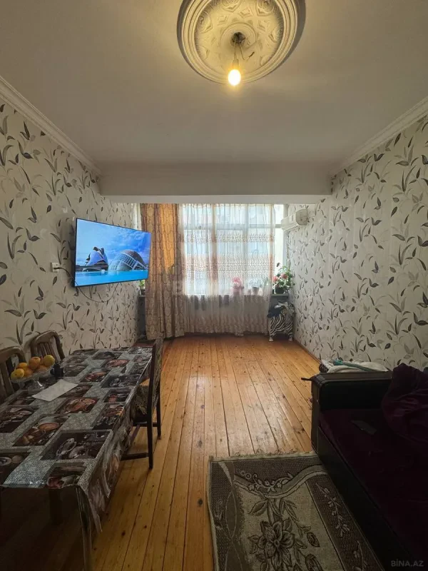 Satılır 2 otaqlı mənzil 50 m²