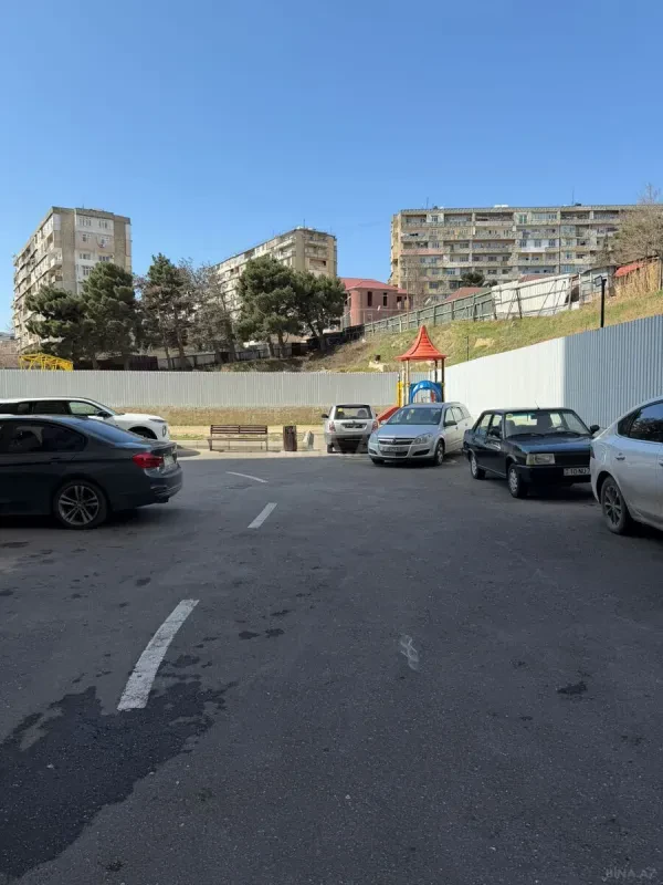 Satılır 2 otaqlı mənzil 63 m²
