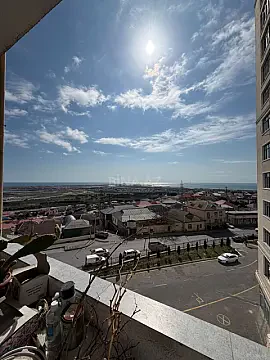 Satılır 2 otaqlı mənzil 63 m²