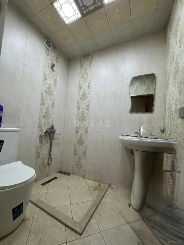 Satılır 4 otaqlı mənzil 100 m²