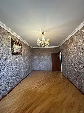 Satılır 4 otaqlı mənzil 100 m²