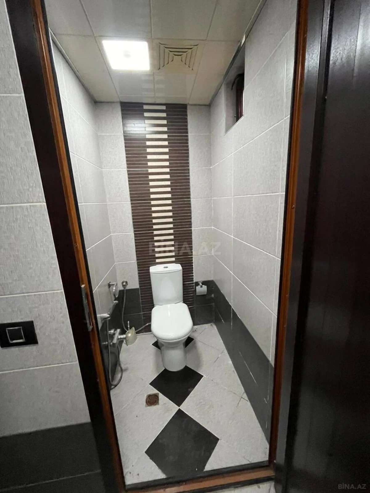 Satılır obyekt 75 m²