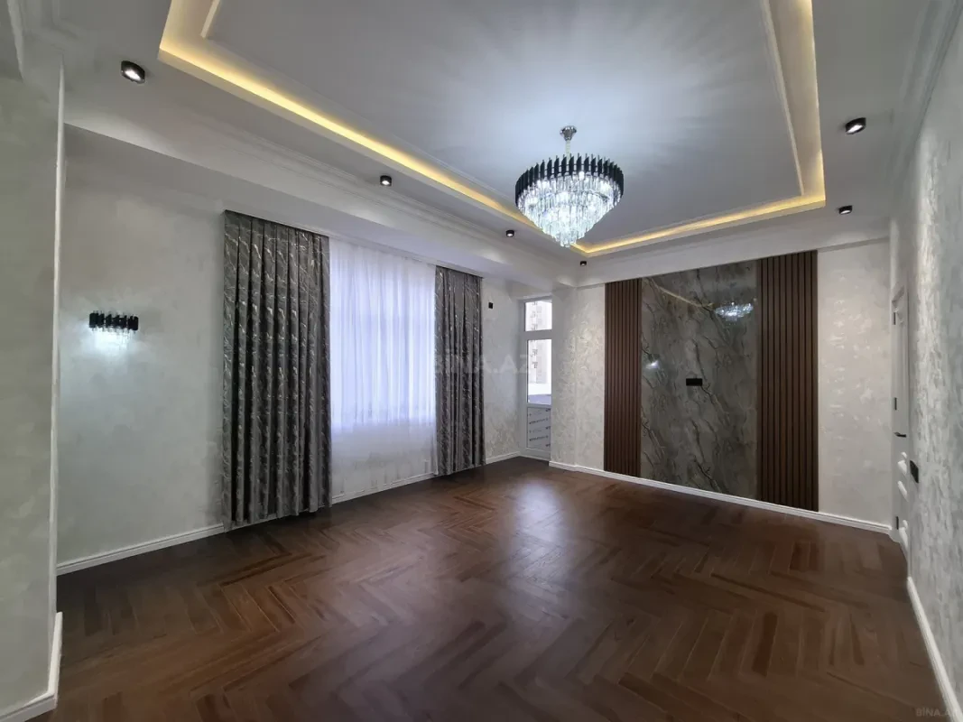 Satılır 3 otaqlı mənzil 110 m²