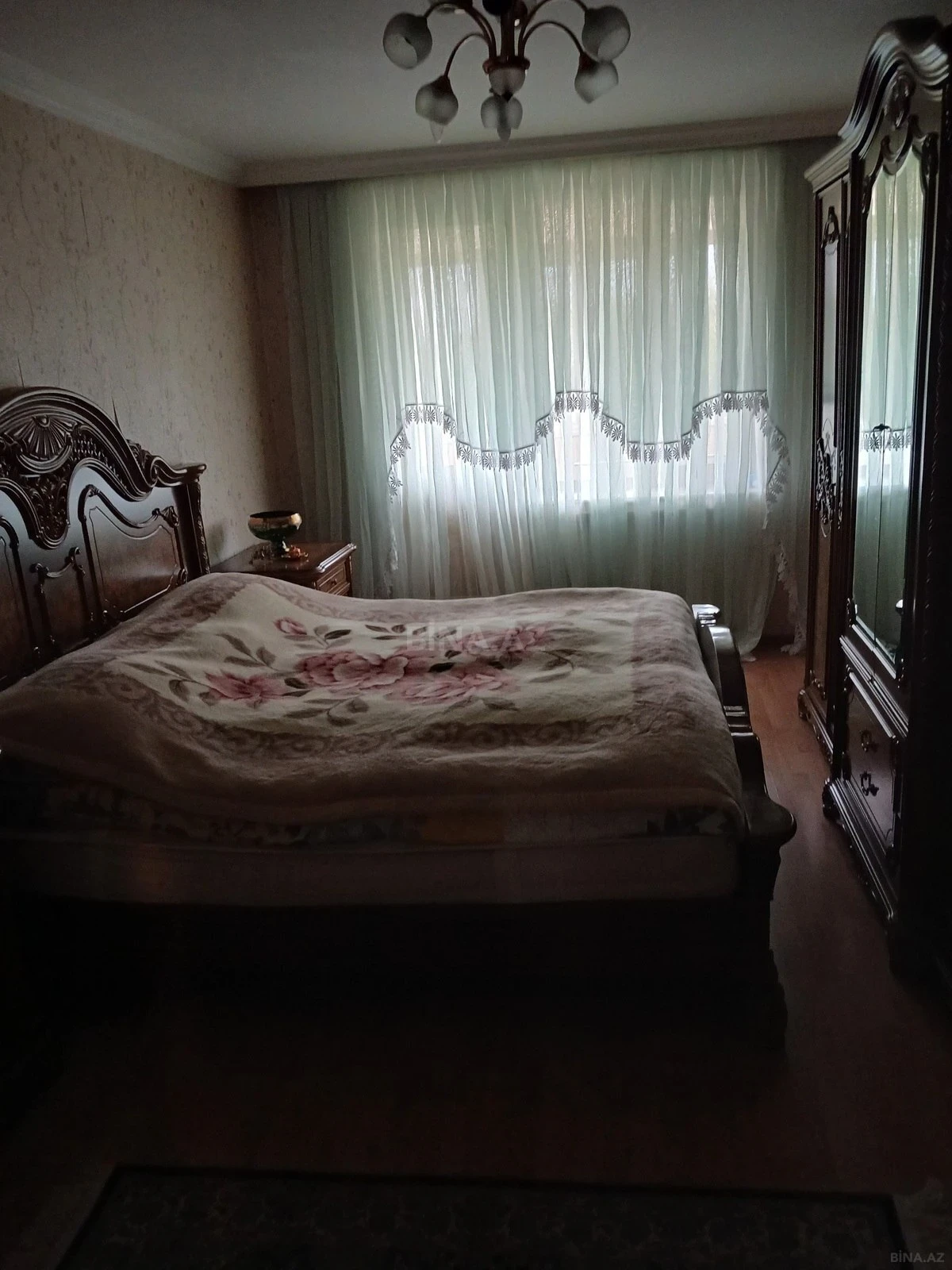 Satılır 3 otaqlı mənzil 105 m²