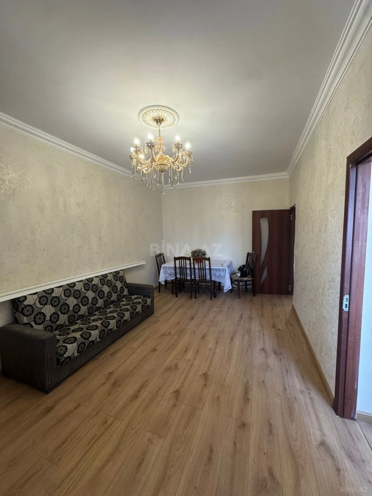 Kirayə verilir 2 otaqlı mənzil 50 m²