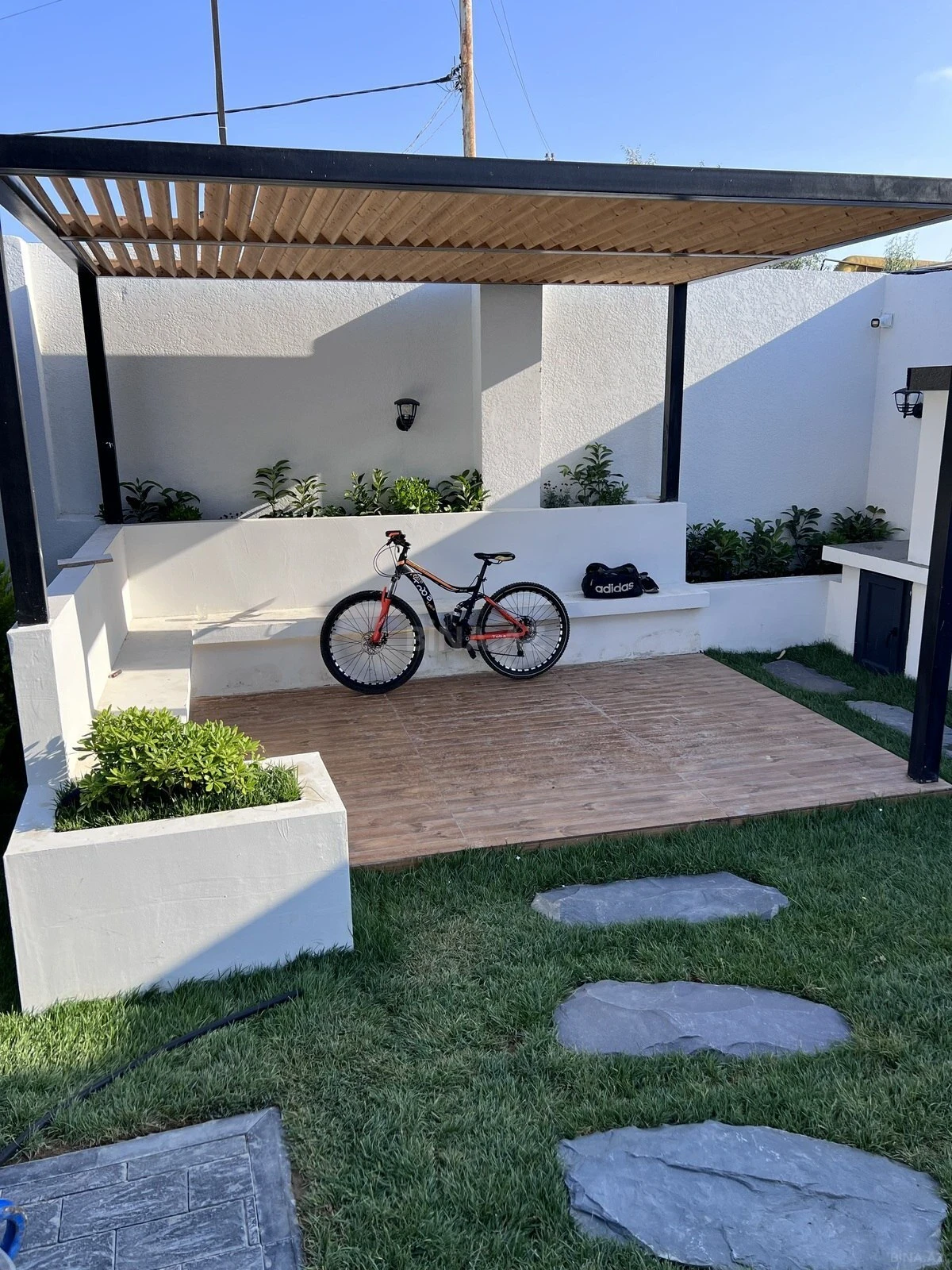Kirayə verilir 4 otaqlı həyət evi 170 m²